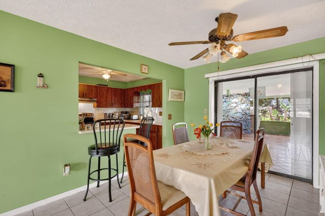 372 SW Carter Avenue, Port St. Lucie, Port St Lucie, FL 34983