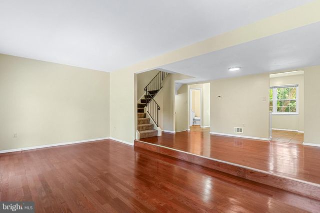 8743 KELSO TER, Gaithersburg, MD 20877
