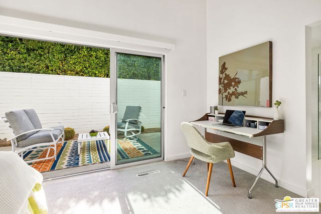 1877 S Navajo Drive, Palm Springs, CA 92264