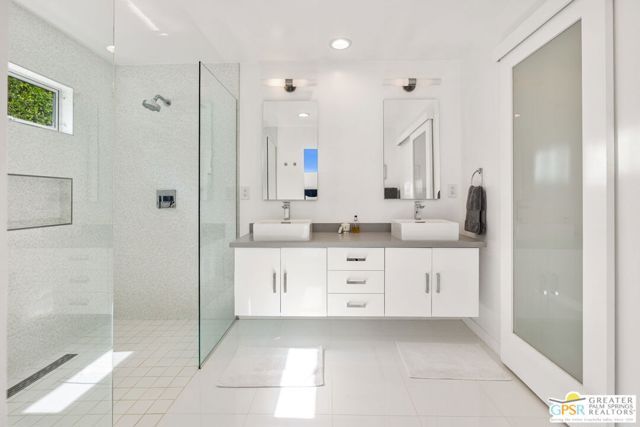 1877 S Navajo Drive, Palm Springs, CA 92264