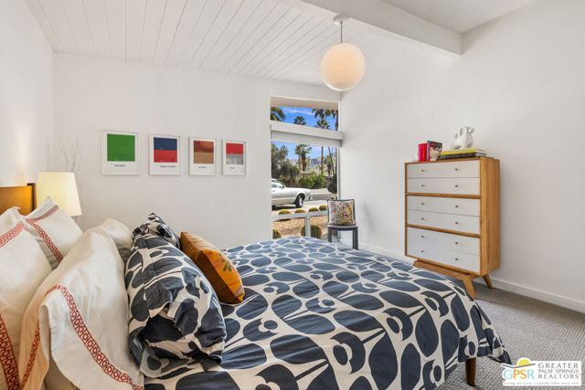 1877 S Navajo Drive, Palm Springs, CA 92264