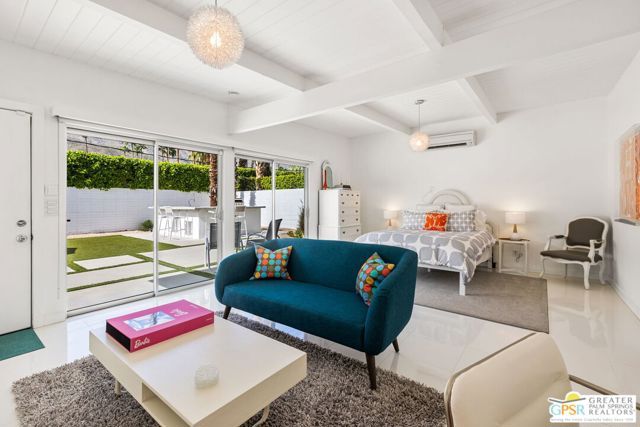 1877 S Navajo Drive, Palm Springs, CA 92264