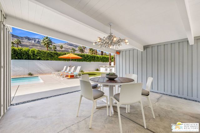 1877 S Navajo Drive, Palm Springs, CA 92264