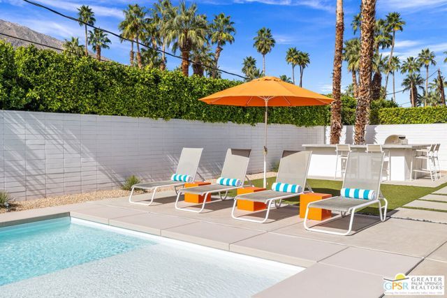 1877 S Navajo Drive, Palm Springs, CA 92264