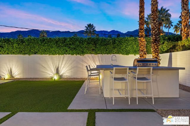 1877 S Navajo Drive, Palm Springs, CA 92264