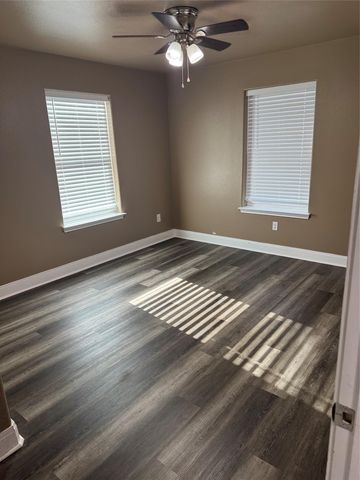 5706 Melody LN 2, Austin, TX 78724