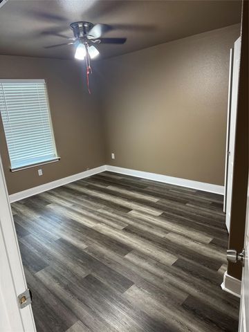 5706 Melody LN 2, Austin, TX 78724