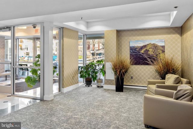 556 CARSON TER, Huntingdon Valley, PA 19006