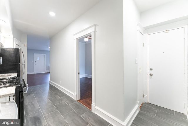 5602 N 10TH ST, Philadelphia, PA 19141