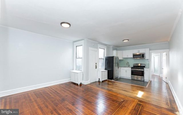 5602 N 10TH ST, Philadelphia, PA 19141
