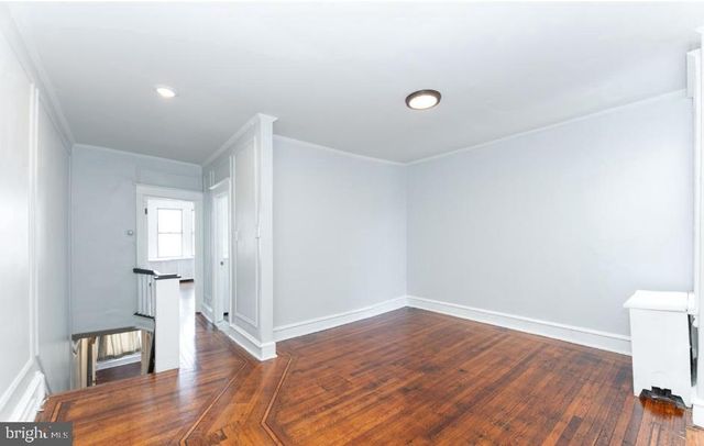 5602 N 10TH ST, Philadelphia, PA 19141