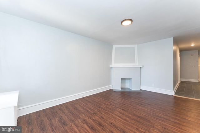 5602 N 10TH ST, Philadelphia, PA 19141