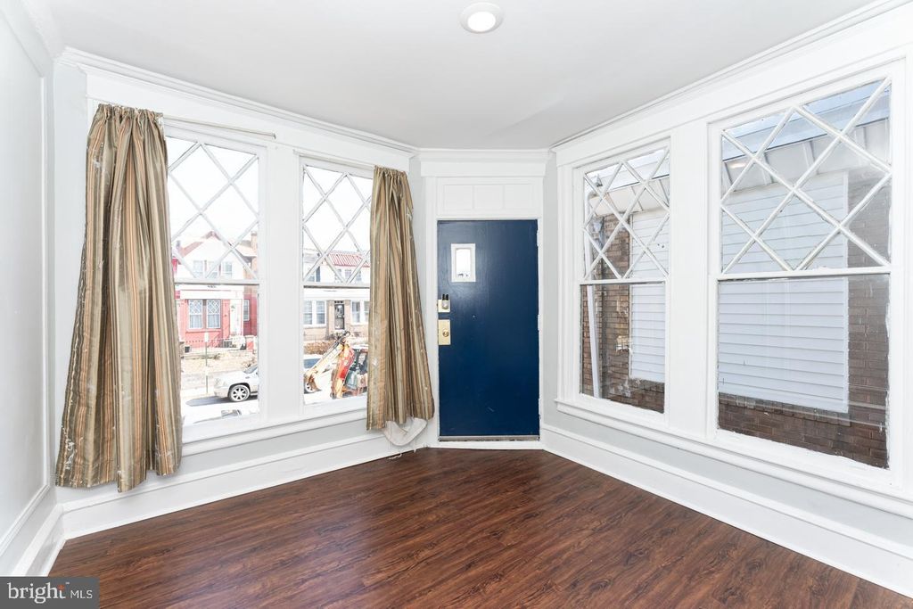 5602 N 10TH ST, PHILADELPHIA, PA 19141 — photo 2