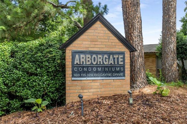 115 Biscayne NW Drive E3, Atlanta, GA 30309