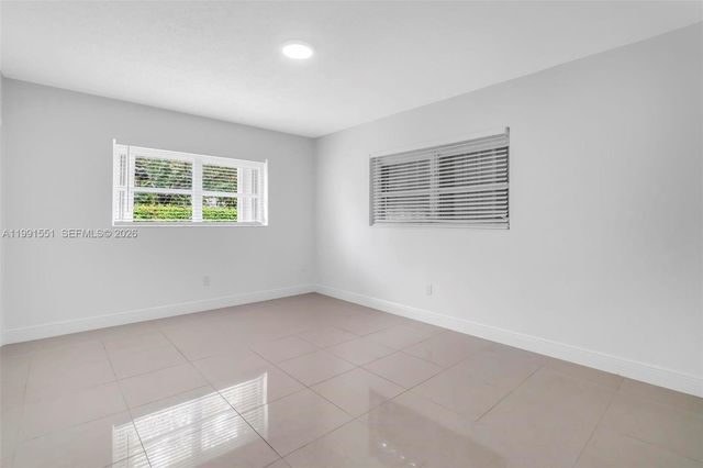 2300 SW 24th St, Miami, FL 33145