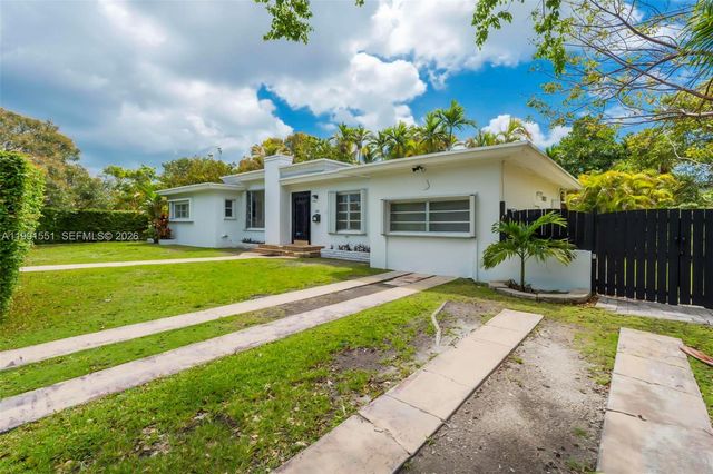 2300 SW 24th St, Miami, FL 33145