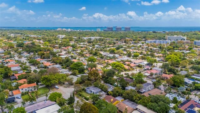 2300 SW 24th St, Miami, FL 33145