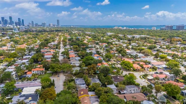 2300 SW 24th St, Miami, FL 33145