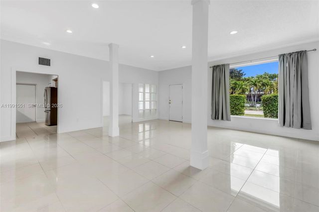 2300 SW 24th St, Miami, FL 33145