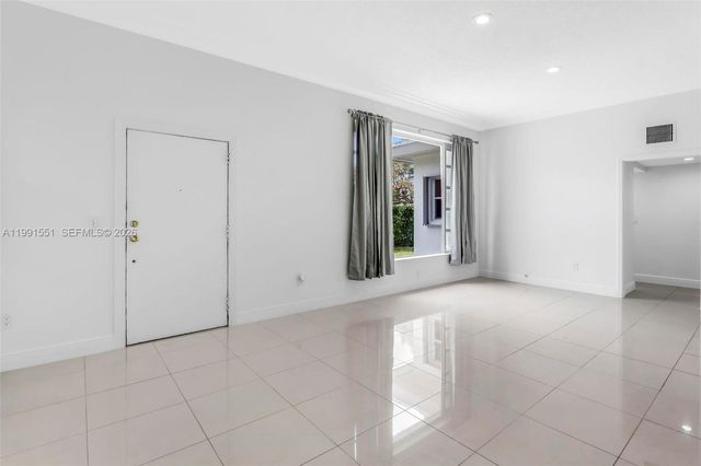 2300 SW 24th St, Miami, FL 33145