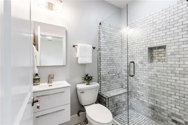 929 Canterbury Lane NE, Atlanta, GA 30324