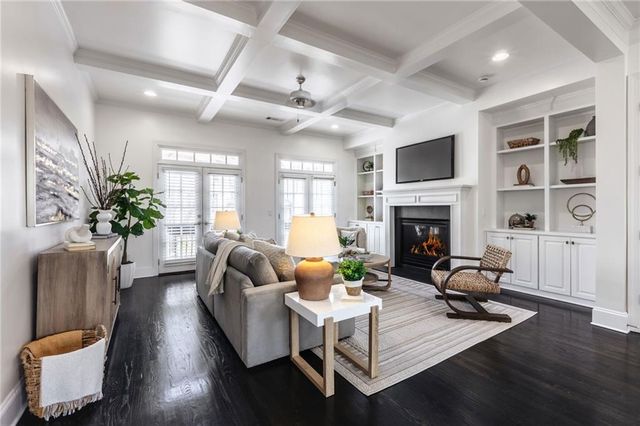 929 Canterbury NE Lane, Atlanta, GA 30324