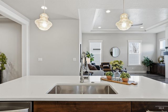 8087 Tandy Cove St, Middleton, ID 83644