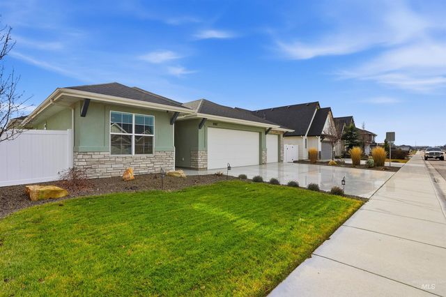 8087 Tandy Cove St, Middleton, ID 83644