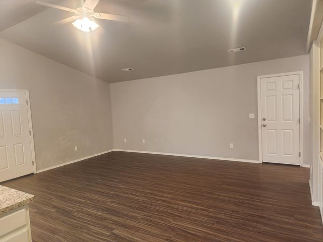 7629 Calaveras Street, White City, OR 97503