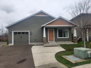 7629 Calaveras Street, White City, OR 97503