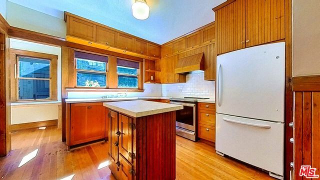 216 Mount Washington Drive, Los Angeles, CA 90065