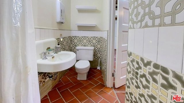 216 Mount Washington Drive, Los Angeles, CA 90065
