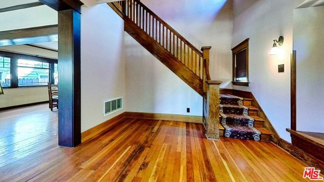 216 Mount Washington Drive, Los Angeles, CA 90065