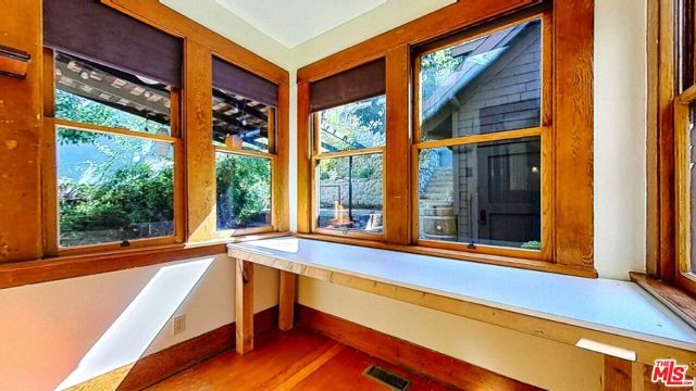 216 Mount Washington Drive, Los Angeles, CA 90065