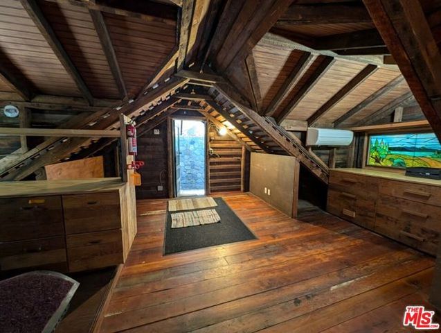 216 Mount Washington Drive, Los Angeles, CA 90065