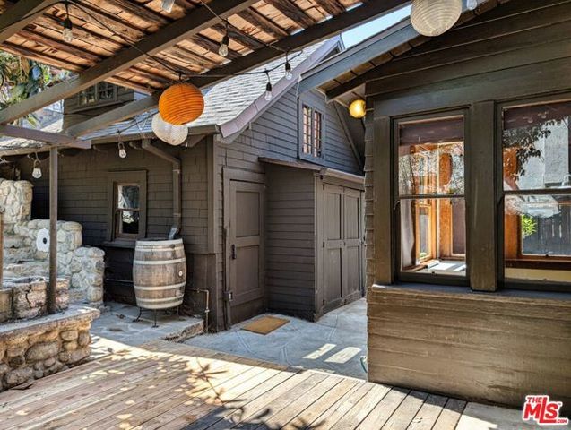 216 Mount Washington Drive, Los Angeles, CA 90065