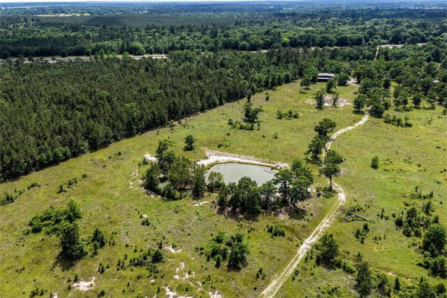 1726 I-45 N, Huntsville, TX 77320