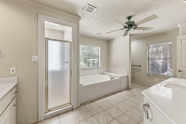 1726 I-45 N, Huntsville, TX 77320