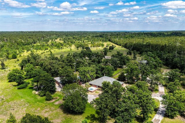 1726 I-45 N, Huntsville, TX 77320