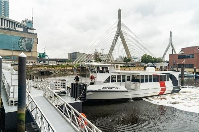 100 Lovejoy Wharf 4J, Boston, MA 02114