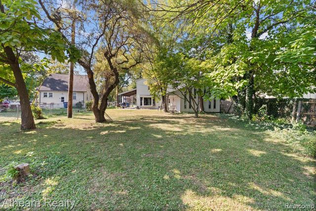 3375 Seymour Road, Swartz Creek, MI 48473