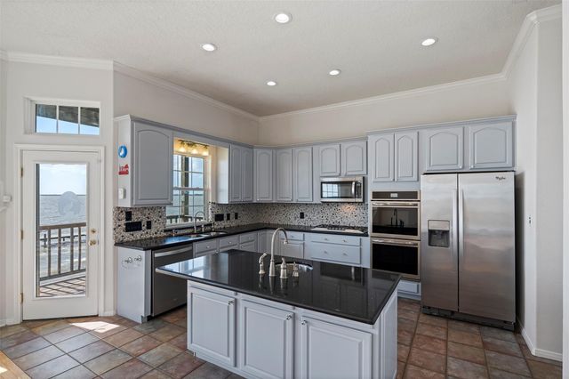 1315 Edwards Drive, Dickinson, TX 77539
