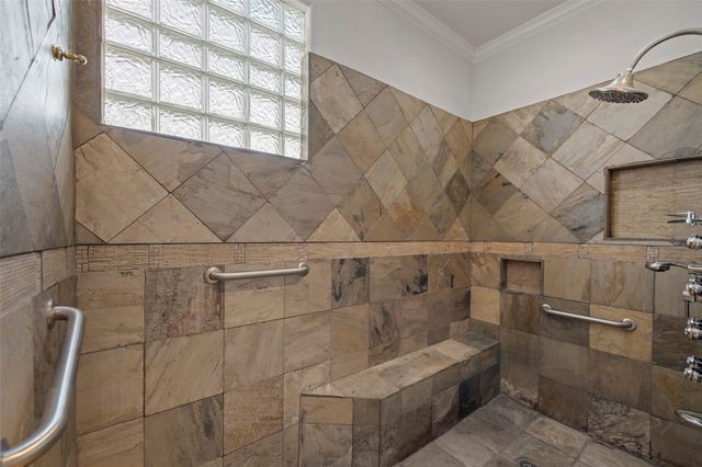 1315 Edwards Drive, Dickinson, TX 77539
