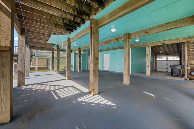 1315 Edwards Drive, Dickinson, TX 77539
