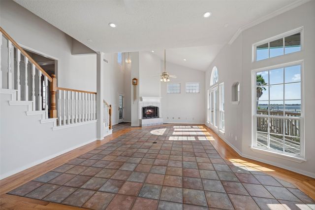 1315 Edwards Drive, Dickinson, TX 77539
