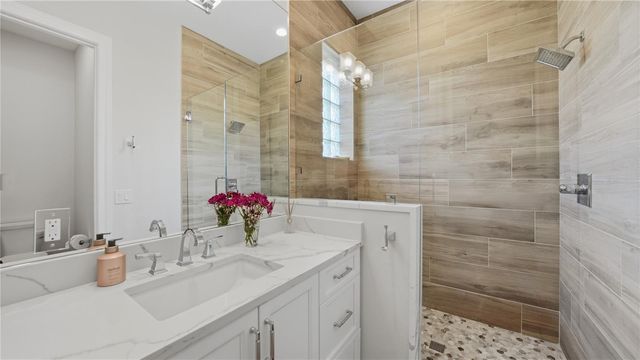 7637 COVE TERRACE, Sarasota, FL 34231