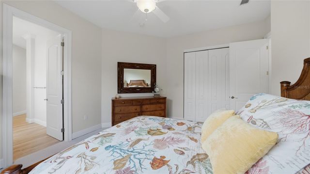 7637 COVE TERRACE, Sarasota, FL 34231