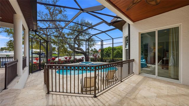 7637 COVE TERRACE, Sarasota, FL 34231