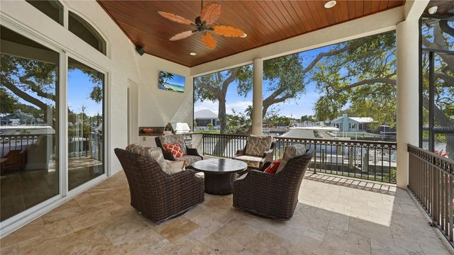 7637 COVE TERRACE, Sarasota, FL 34231