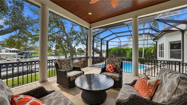 7637 COVE TERRACE, Sarasota, FL 34231